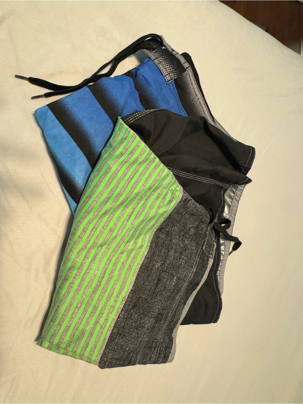 Pair of Striped Swim Trunks Distortion Board Shorts Bundle 2 Pairs Men’s Sz L - Picture 3 of 8